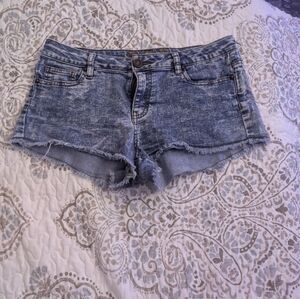 Medium Wax Jean Blue Jean Frayed Shorts